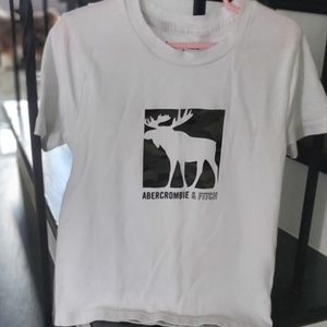 Kids Abercrombie T-shirt Size 5/6
